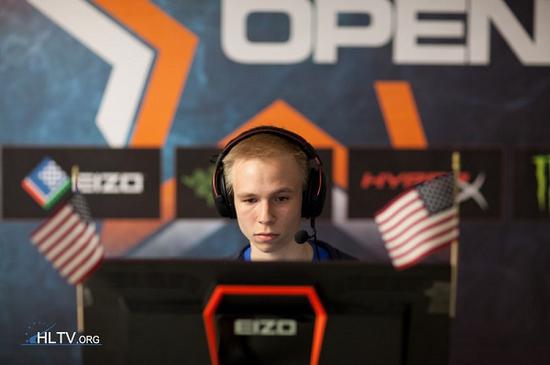 邓紫棋为英雄联盟S15全球总决赛献唱主题曲Sacrifice